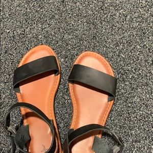 Black sandals CURFEW